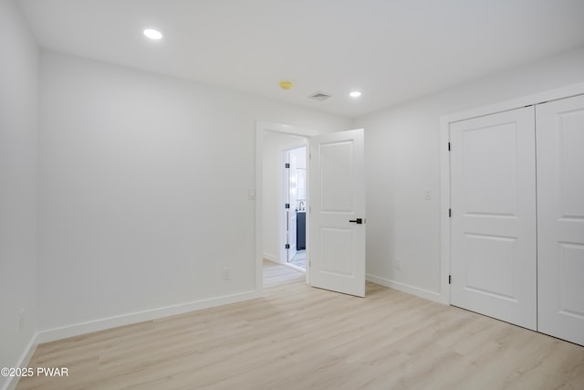 131 Song Mountain Dr, Tafton, PA 18464 - unfurnished bedroom featuring light wood finished floors, recessed lighting, and a closet
