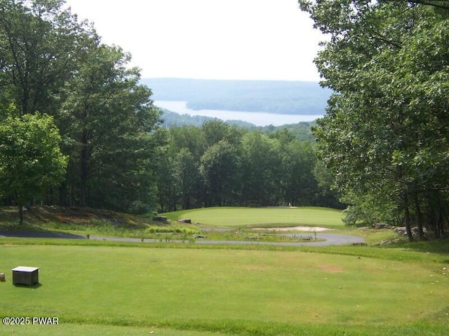 101 Summit Dr, Greentown, PA 18426 - view of home's community featuring a yard and golf course view