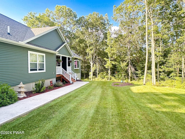 124 Wedgewood Dr, Hawley, PA 18428 - view of green lawn