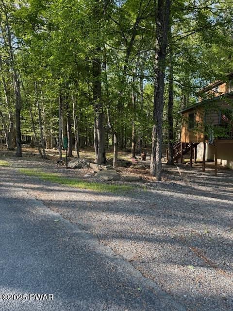 1030 Evergreen Dr, Lake Ariel, PA 18436 - view of yard featuring stairway