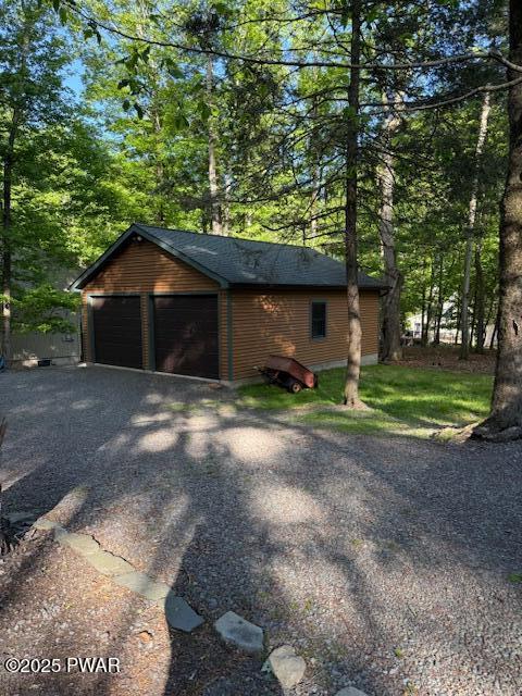 1030 Evergreen Dr, Lake Ariel, PA 18436 - view of detached garage