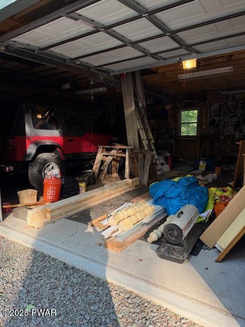1030 Evergreen Dr, Lake Ariel, PA 18436 - view of garage