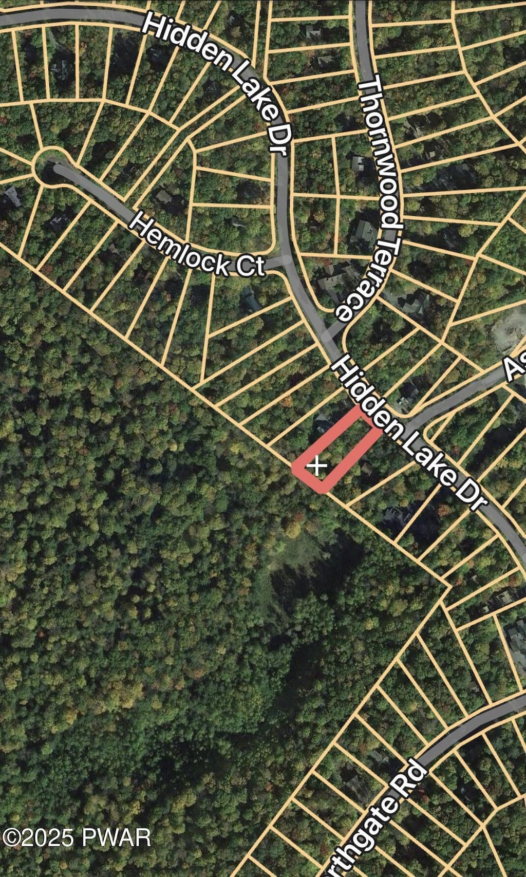 3642 Hidden Lake Dr, Lake Ariel, PA 18436