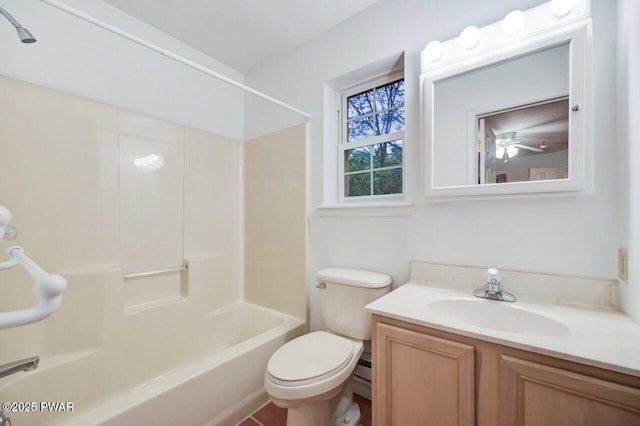 102 Eagle Rock Rd, Lackawaxen, PA 18435 - bathroom with vanity, washtub / shower combination, and a ceiling fan