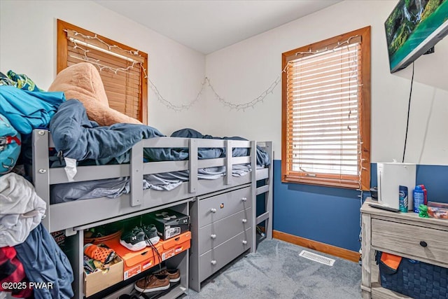 bedroom with carpet flooring