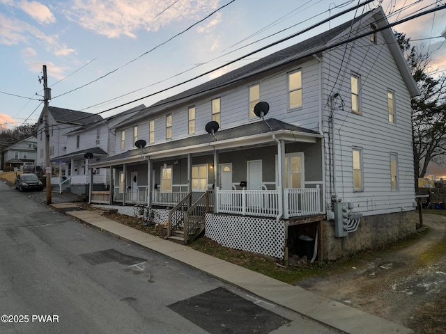 view of front of house with covered porch