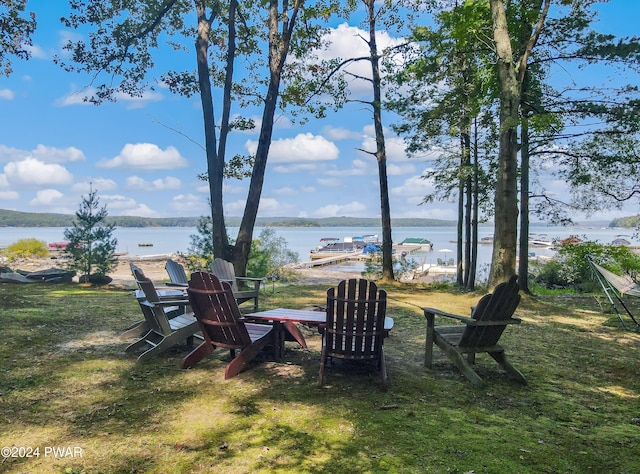 view of yard with a water view