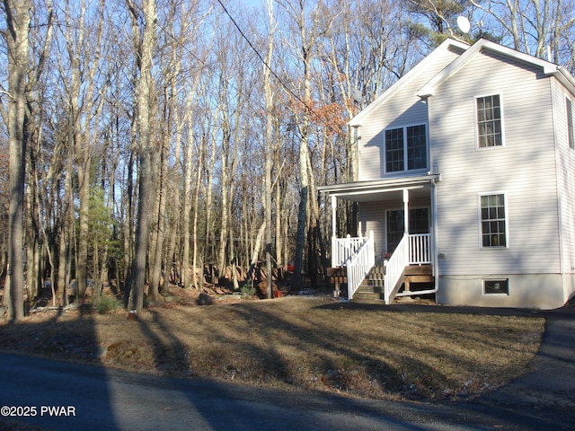 113 Oak Dr, Shohola, PA 18458 - view of front of property with a porch