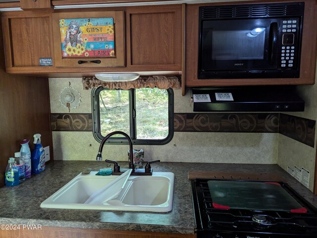 128 Shohola Ln, Shohola, PA 18458 - photo 8