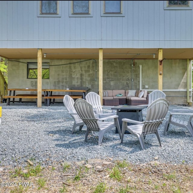 view of patio / terrace featuring outdoor lounge area