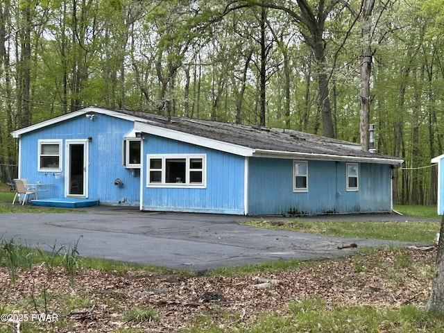 201 Oak Hill Rd, Hawley, PA 18428 - view of outdoor structure