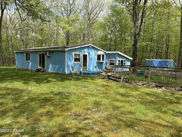 201 Oak Hill Rd, Hawley, PA 18428 - view of front of house