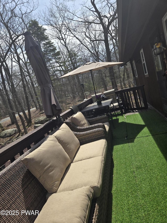 100 Saddlebrook Ln, Lords Valley, PA 18428 - view of yard with an outdoor hangout area