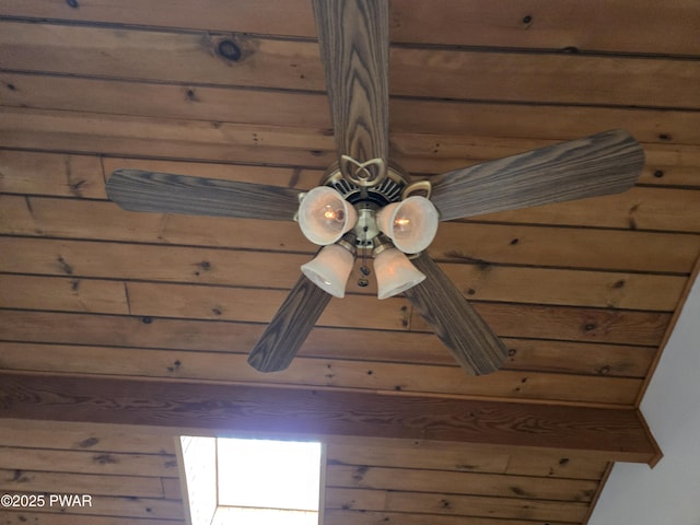 100 Saddlebrook Ln, Lords Valley, PA 18428 - detailed view of wood walls