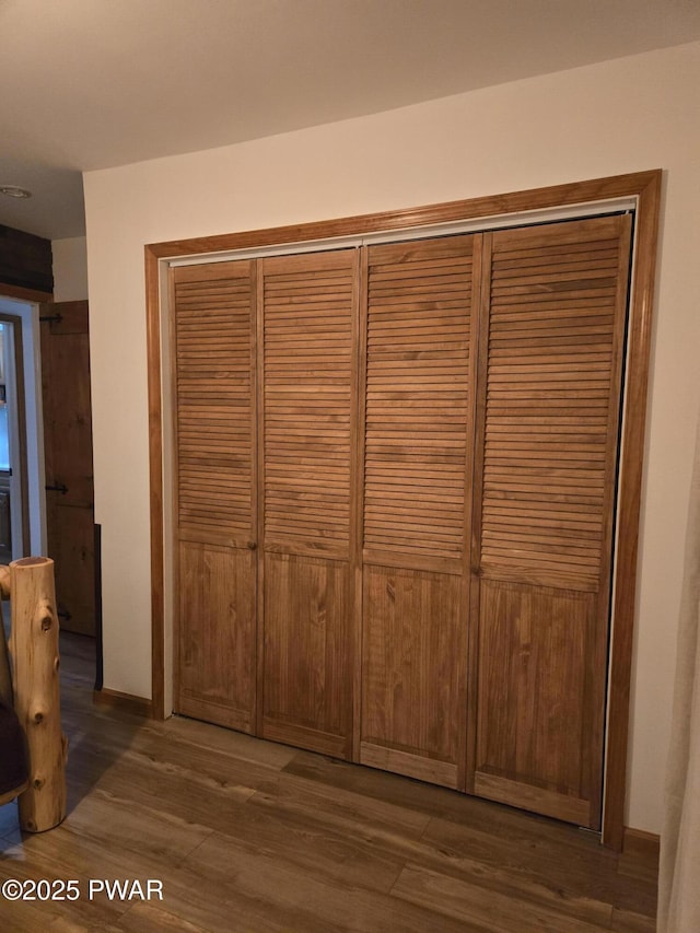 100 Saddlebrook Ln, Lords Valley, PA 18428 - detailed view of wood finished floors