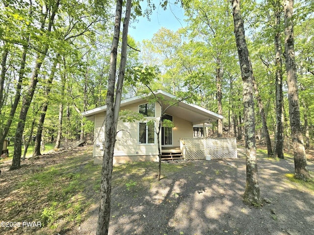 113 Widgeon Ln, Lords Valley, PA 18428 - back of house featuring a wooden deck