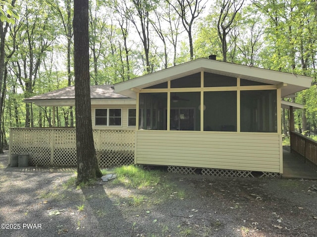 113 Widgeon Ln, Lords Valley, PA 18428 - rear view of house with a sunroom