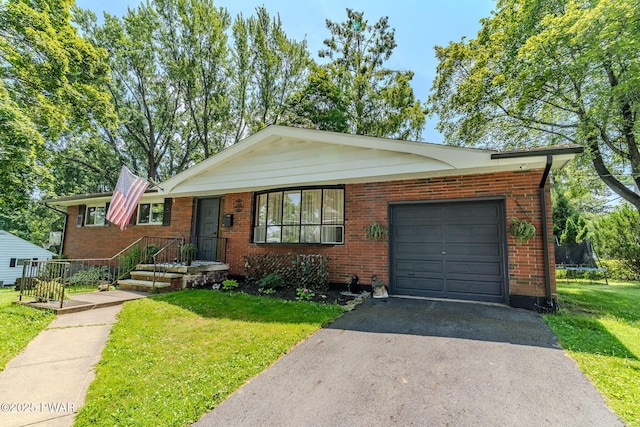 102 Yale Blvd, Clarks Green, PA 18411 - photo 1