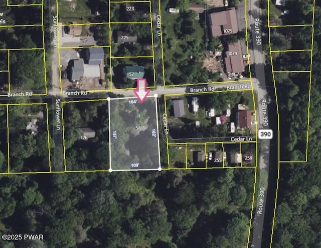 58 Branch Rd, Greentown, PA 18426