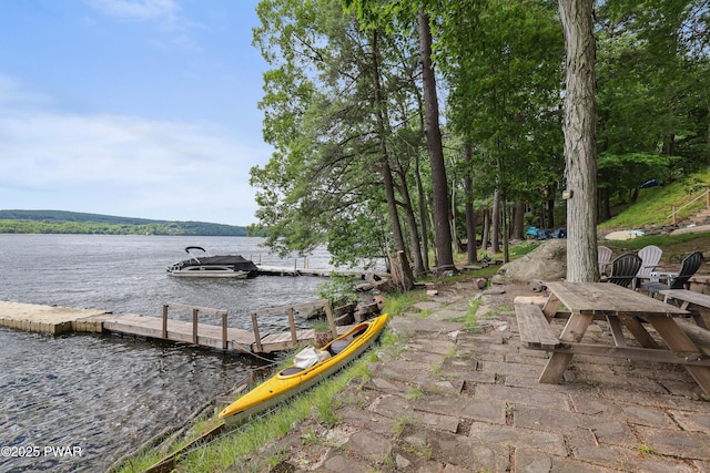 390 Lakeshore Dr, Lakeville, PA 18438 - photo 4