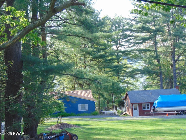 105 Leonard Ln, Paupack, PA 18451 - view of grassy yard
