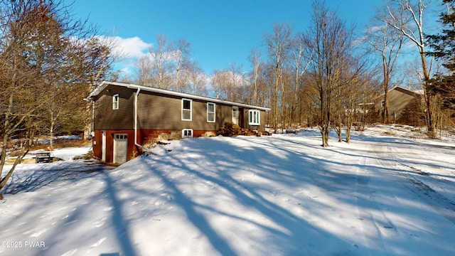 view of front of home featuring an attached garage