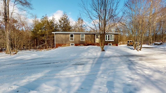 view of front of property