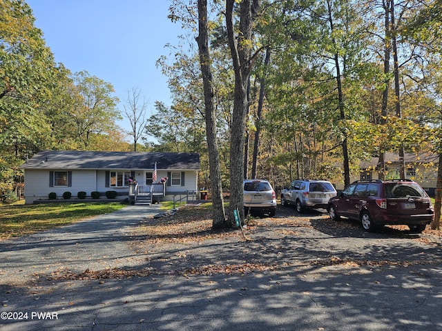 view of front facade with a porch