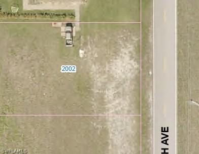 Listing photo 2 for 2002 NE 24th Ave, Cape Coral FL 33909