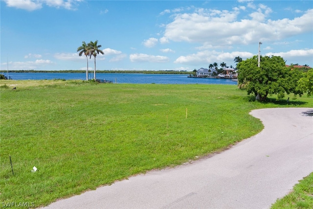 Listing photo 3 for 1781 Osceola Ct, Marco Island FL 34145