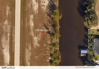 Listing photo 3 for 2325 NW 36th Pl, Cape Coral FL 33993