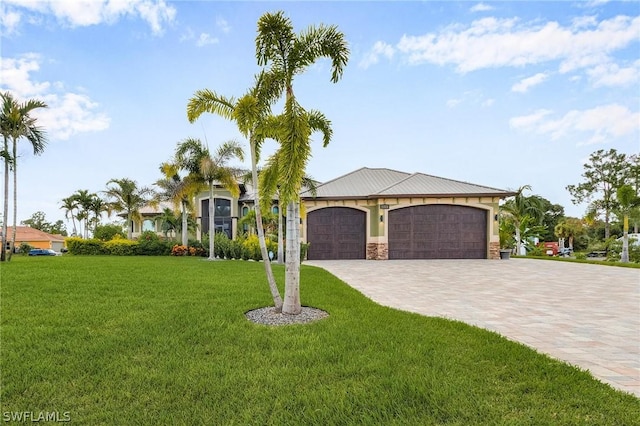 Listing photo 2 for 501 Abbott Ave, Lehigh Acres FL 33972