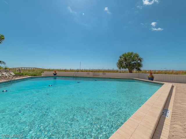 view of swimming pool