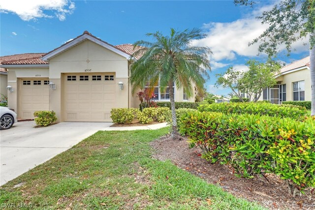 Listing photo 2 for 8957 Bristol Bnd, Fort Myers FL 33908