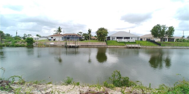 Listing photo 3 for 2613 NE 20th Pl, Cape Coral FL 33909