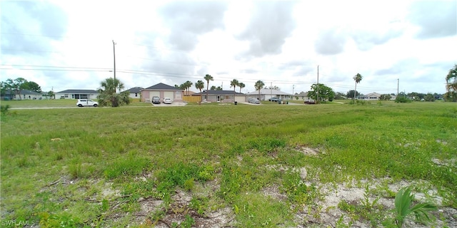 Listing photo 2 for 2613 NE 20th Pl, Cape Coral FL 33909