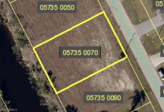 4136 NE 14th Pl, Cape Coral FL, 33909 land for sale