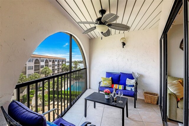 balcony with ceiling fan