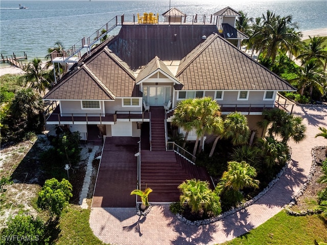 bird's eye view with a water view