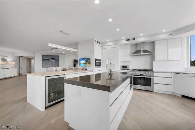 6597 Nicholas Blvd Unit 401, Naples, FL 34108 - photo 5
