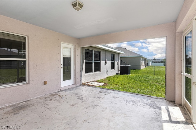 view of unfurnished sunroom