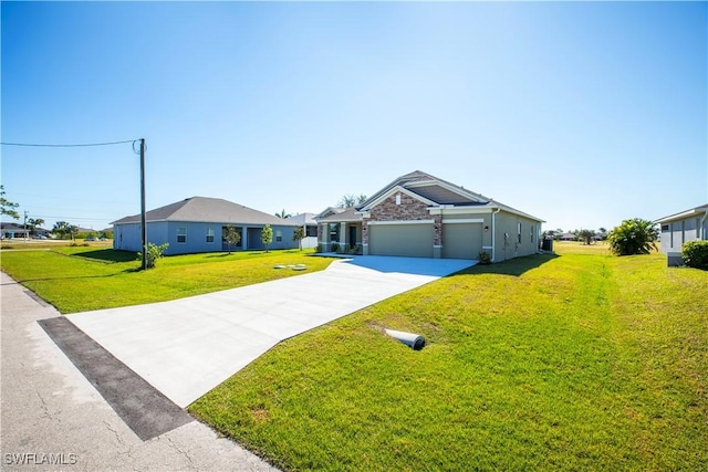 ranch-style house featuring a front yard