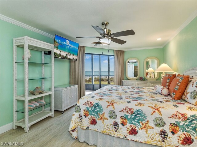 bedroom with light hardwood / wood-style flooring, access to exterior, ceiling fan, and crown molding