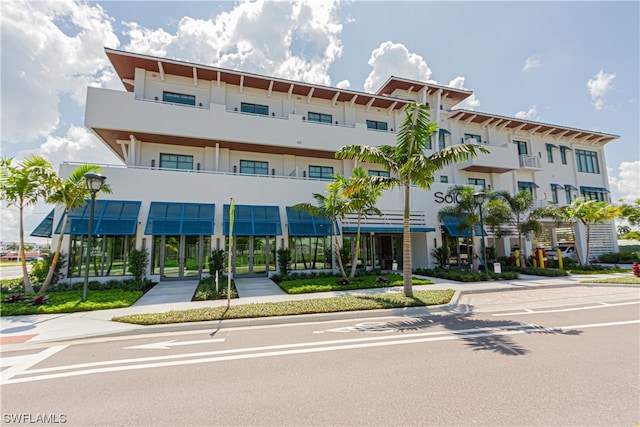 view of building exterior