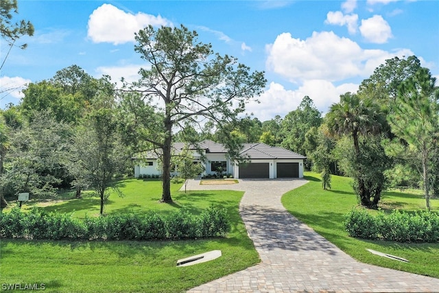 view of front of home with a front lawn