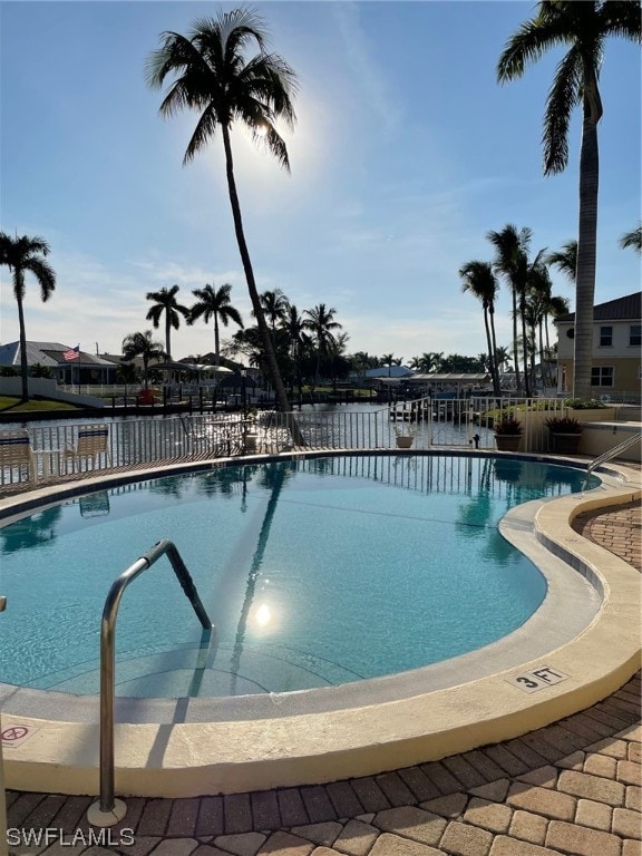 view of swimming pool