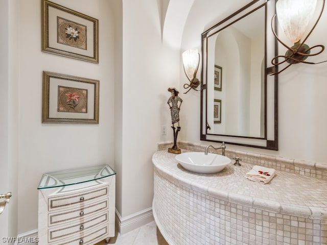 bathroom with vanity