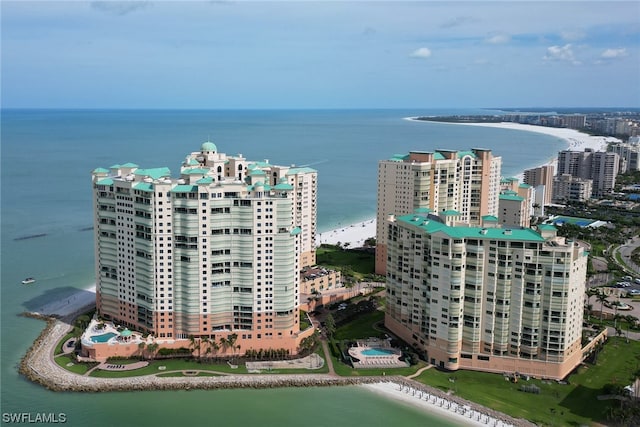 bird's eye view with a water view