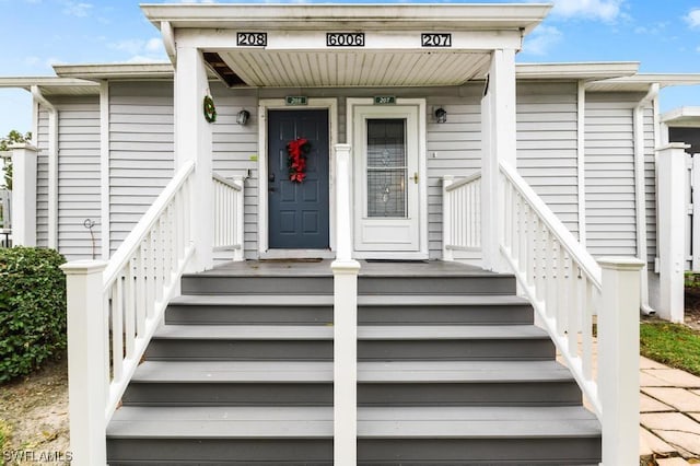 view of property entrance