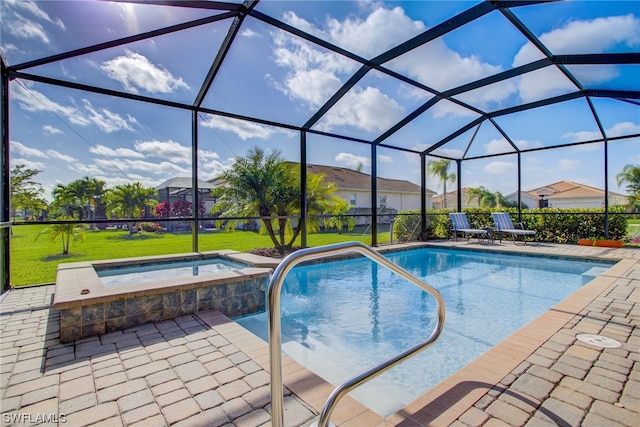 view of swimming pool with a lanai, an in ground hot tub, a yard, and a patio